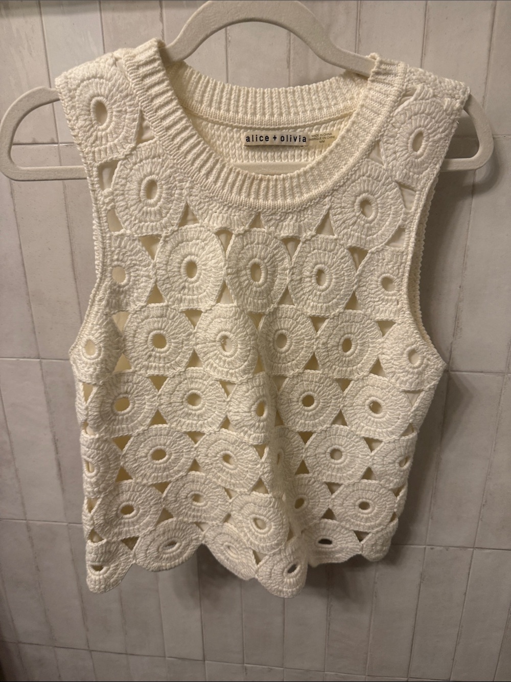 Alice + Olivia Cream Crochet Circle Knit Tank Top